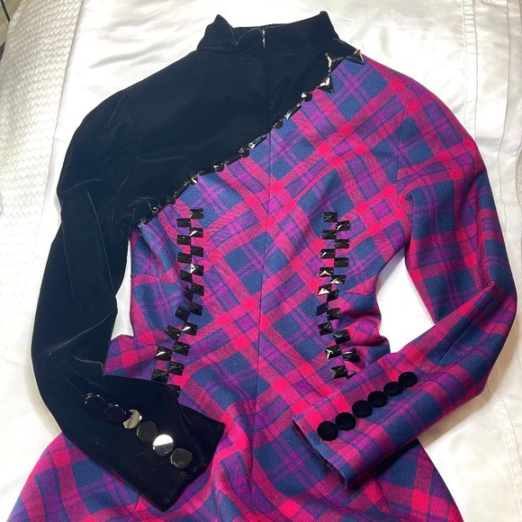 Marc Jacobs Embellished tartan wool Runway dress - Picture 9 of 17